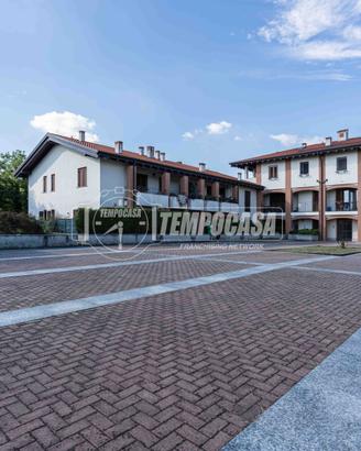 Appartamento con giardino privato, taverna e box d