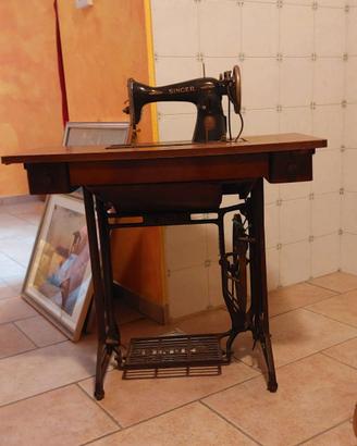 Macchina da cucire vintage