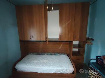 Cameretta ponte a due letti