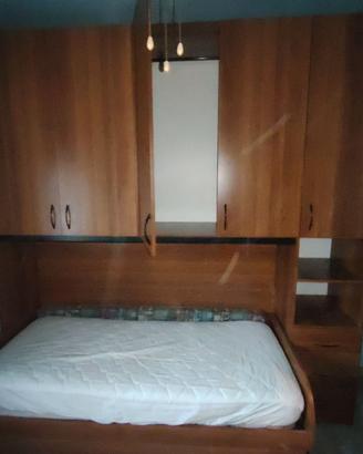 Cameretta ponte a due letti