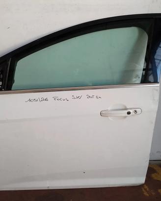 Porta anteriore sinistra Ford Focus (2011 - 2015)