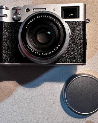 Fujifilm X100V