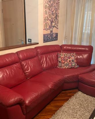 Divano ad angolo con pouf