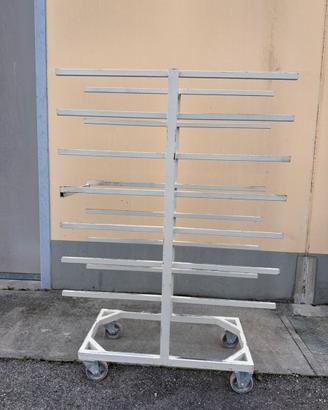 CARRELLO CON RIPIANI