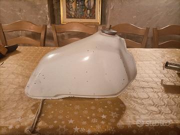 Serbatoio Yamaha XT 550