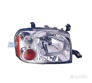FANALE DESTRO PER NISSAN NAVARA PICK-UP 720 D22 02