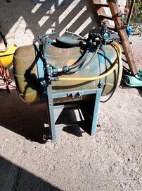 Irroratrice con pompa bertani