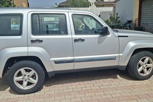 jeep cherokee 2.8 d