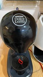 Macchina caffè dolce gusto