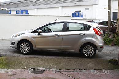 Ford Fiesta 1.5 TDCi 75CV 5 porte