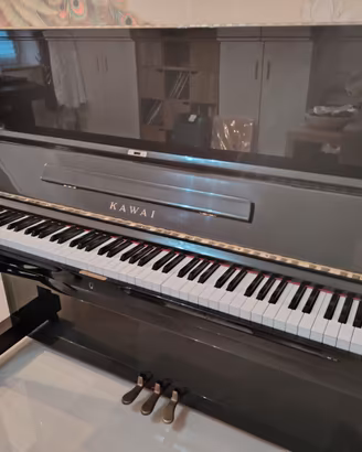 pianoforte verticale kawaii