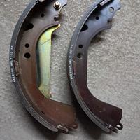 Ricambi Nissan Patrol TR + gomme 205 R16