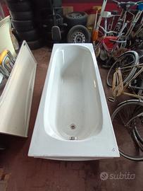 Vasca Bagno ideal standart a Piacenza