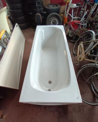 Vasca Bagno ideal standart a Piacenza