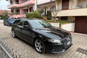 Audi A4 2.0 tdi multitronic B8