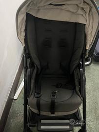 Passeggino con pedana