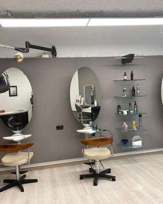 arredamento negozio parrucchieri 