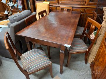Tavolo con 6 sedie