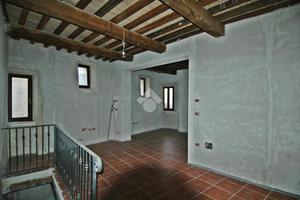 CASA SEMINDIPENDENTE A NOCERA UMBRA