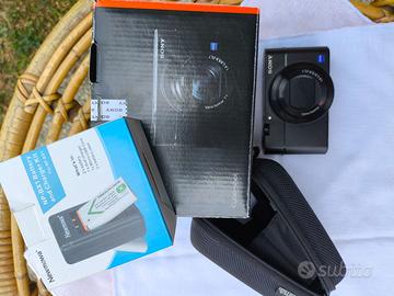 SONY RX100 VA +2 batt. e custodia
