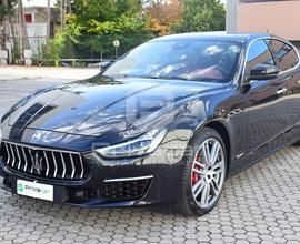 MASERATI Ghibli V6 430 CV Q4 Granlusso