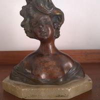 Busto femminile in bronzo patinato, stile Liberty