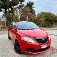 Lancia Ypsilon elefantino blu start&stop
