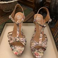 Sandali fantasia floreale taglia 40