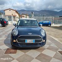 Mini 1.5 Cooper D Business XL 5 porte