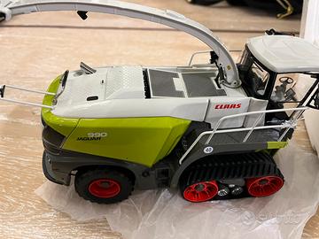 Class jaguar terra 990