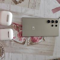 Samsung s24 ultra più 2 coppie auricolari 