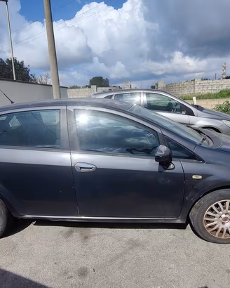 Fiat punto evo 199 1.3 d multijet 75cv ricambi