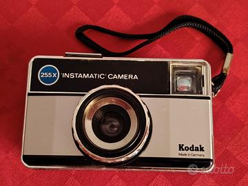 Macchina Fotografica Vintage Kodak 255X Instamatic