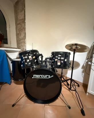 Batteria completa 5 pezzi+piatti+sgabello-pronta