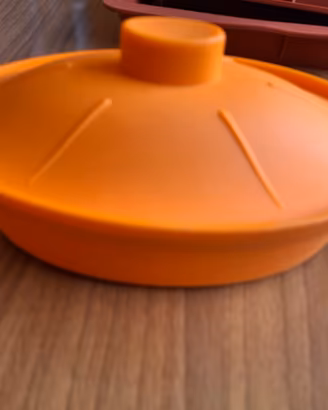 Ciotola silicone con coperchio idonea per cucinare