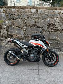 Ktm duke 390