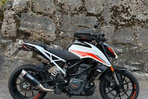 Ktm duke 390