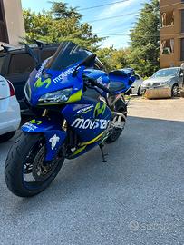 Honda cbr 600 rr movistar edition