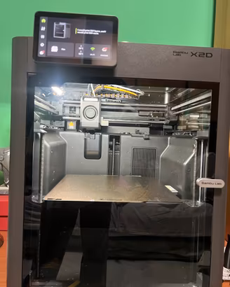 Stampante 3d Bambulab X2D come nuova