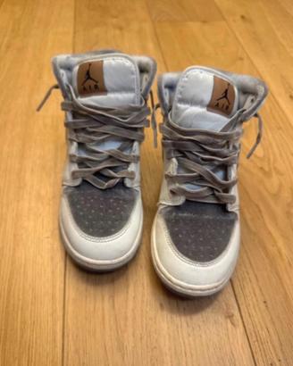 Air Jordan 1 Mid SE “Pewter Velvet Toe “
