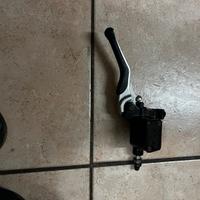 Pompa freno dx aerox