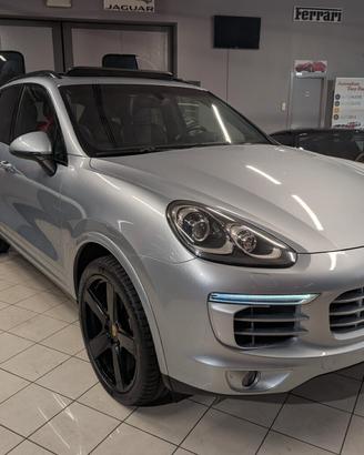 Porsche Cayenne 3.0 Diesel TETTO FINANZIABILE 95.0