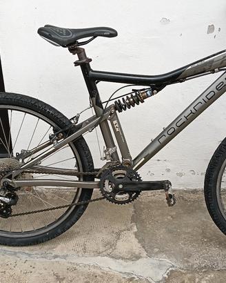 bicicletta MTB da 26 
