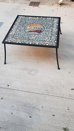 Tavolino da esterno in ferro e mosaico Bisazza