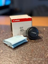 Canon EF 40mm f/2.8 STM