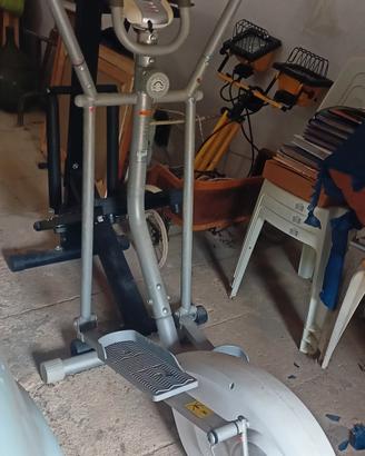 Attrezzo sportivo step/trekking 