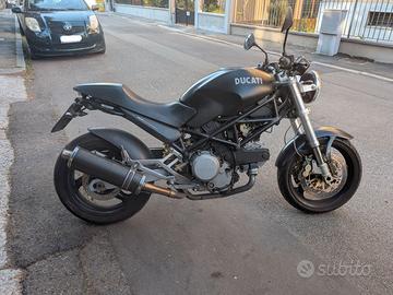 Ducati Monster 620 ie dark