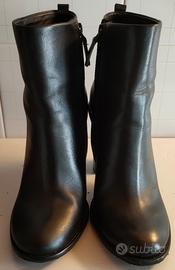 stivaletto alla caviglia Tory Burch nero size 8M 