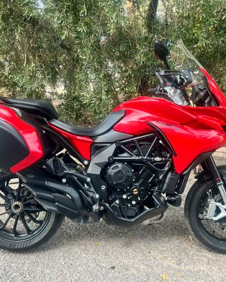 Turismo Veloce 800 Rosso
