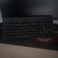 Tastiera retroilluminata logitech g pro con cavo
